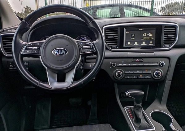 Kia Sportage cena 82900 przebieg: 78200, rok produkcji 2019 z Wrocław małe 379